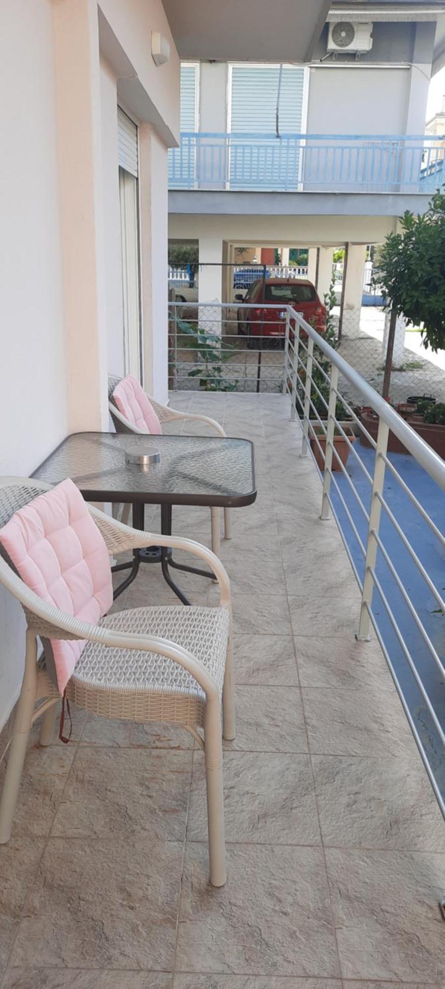 Seaside Family Apartment In Paralia Dionisiou מראה חיצוני תמונה